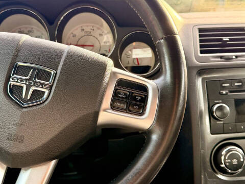 2012 Dodge Challenger SXT