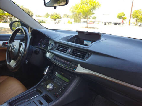 2012 Lexus CT 200h Premium