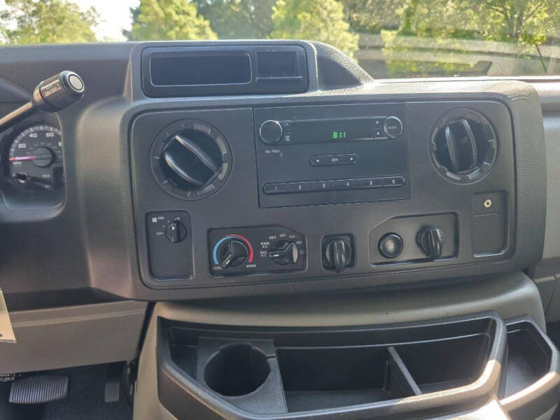 2013 Ford E-Series E-150