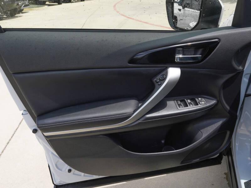 2026 Mitsubishi Eclipse Cross SE