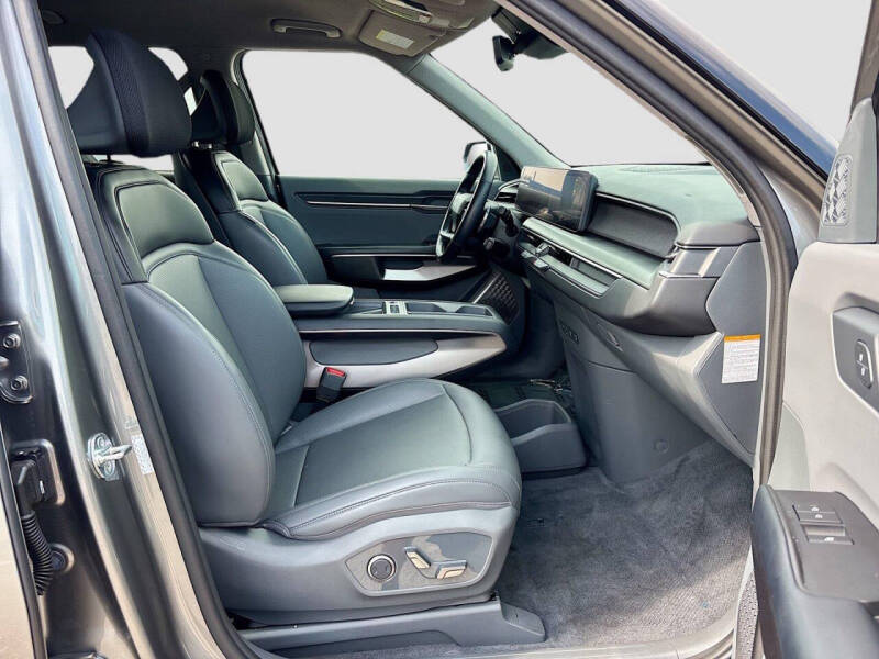 2024 Kia EV9 Light Long Range