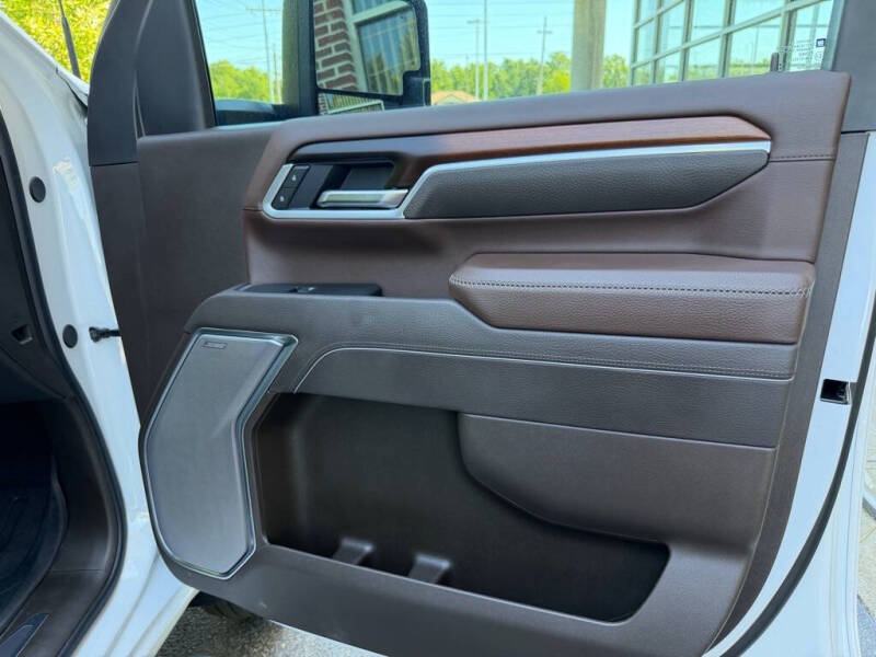 2025 GMC Sierra 3500HD