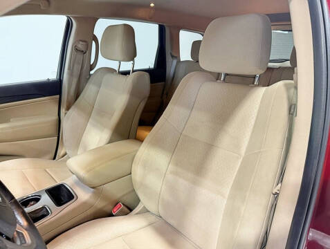 2019 Jeep Grand Cherokee Laredo E