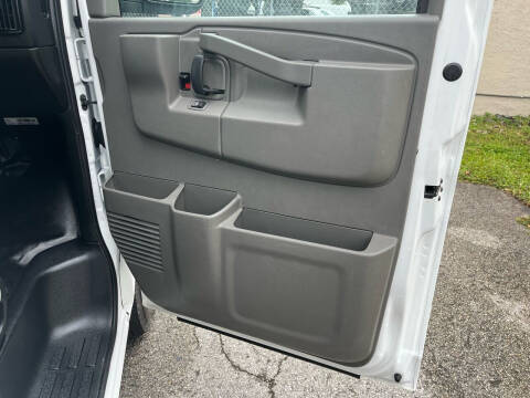 2018 Chevrolet Express 2500