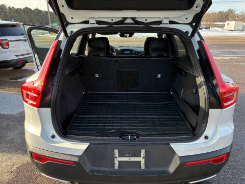 2019 Volvo XC40 T5 R-Design