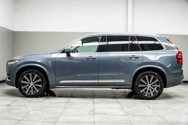 2023 Volvo XC90 B6 Plus Bright Theme 7P