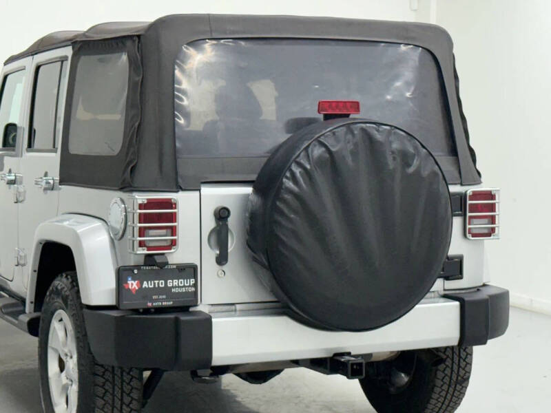 2011 Jeep Wrangler Unlimited Sahara