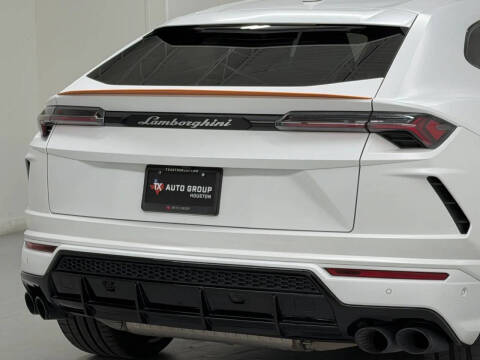 2022 Lamborghini Urus