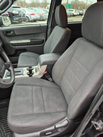 2011 Ford Escape XLT