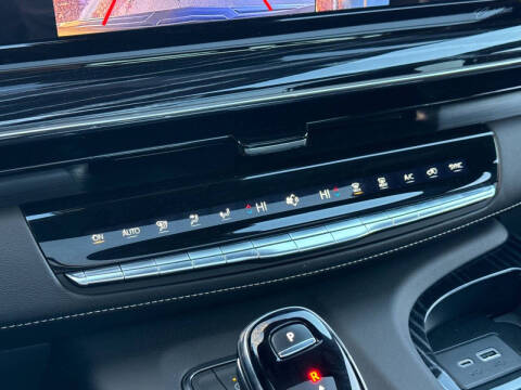 2022 Cadillac Escalade Sport