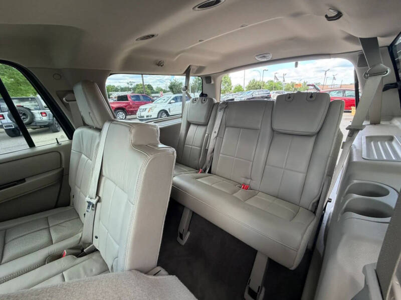 2012 Lincoln Navigator L