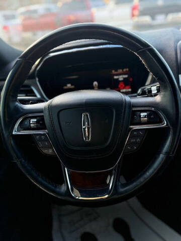 2019 Lincoln Continental Select