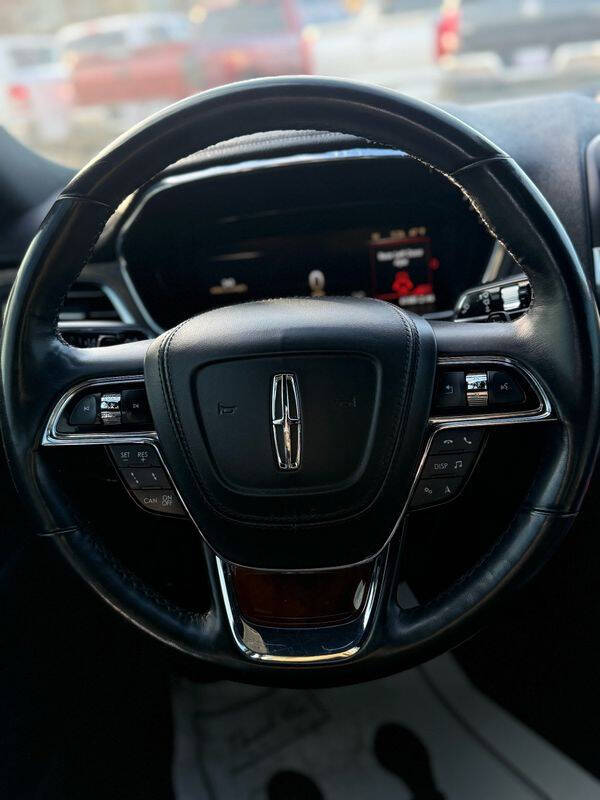 2019 Lincoln Continental Select