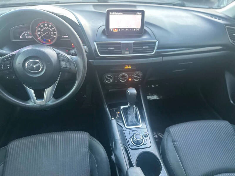 2016 Mazda MAZDA3 i Sport