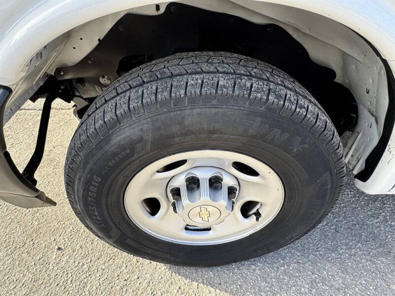 2021 Chevrolet Express 2500