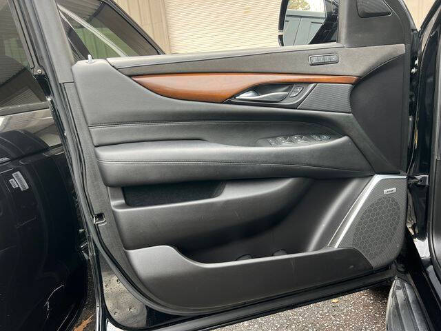 2020 Cadillac Escalade ESV Luxury