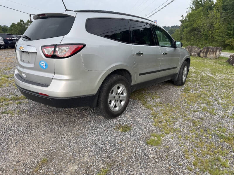 2017 Chevrolet Traverse LS