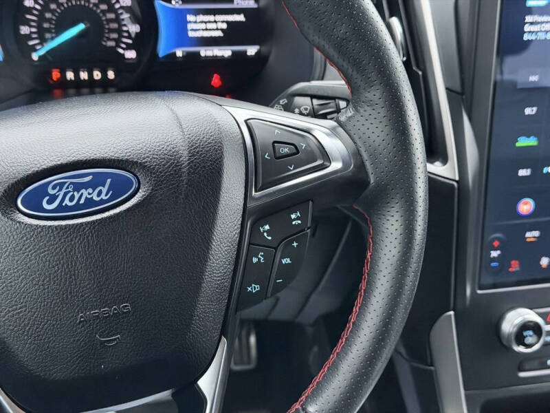 2022 Ford Edge ST-Line