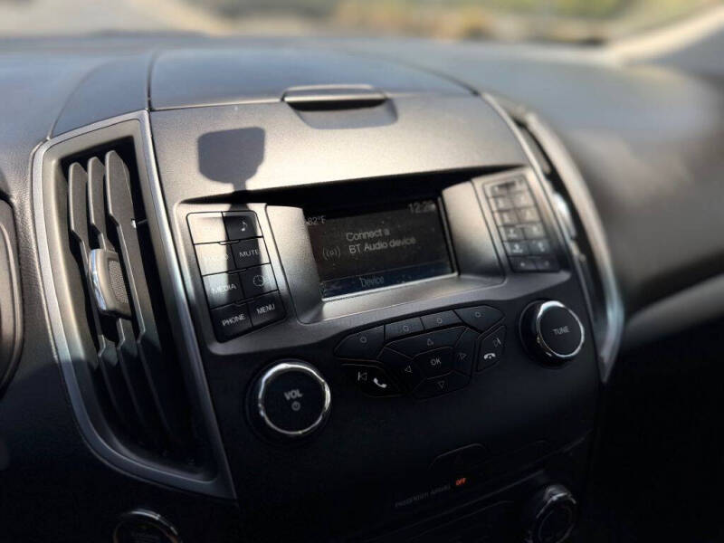 2018 Ford Edge SE