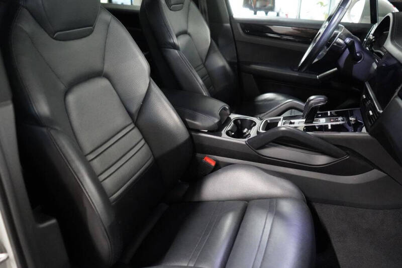 2020 Porsche Cayenne S
