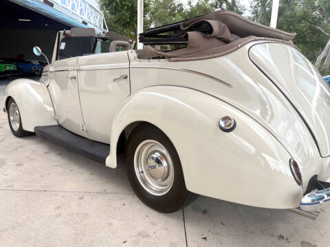1939 Ford Deluxe