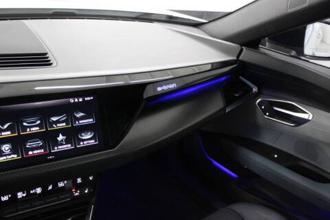 2023 Audi e-tron GT quattro Prestige