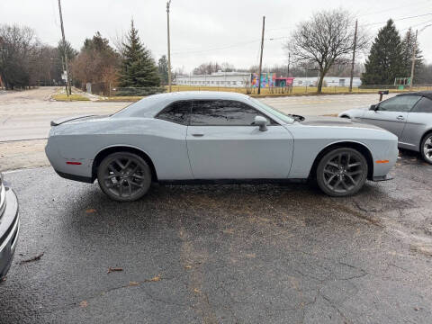 2021 Dodge Challenger SXT