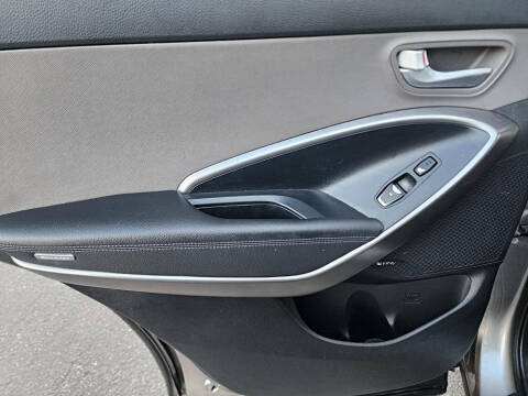 2017 Hyundai Santa Fe Sport 2.0T Ultimate