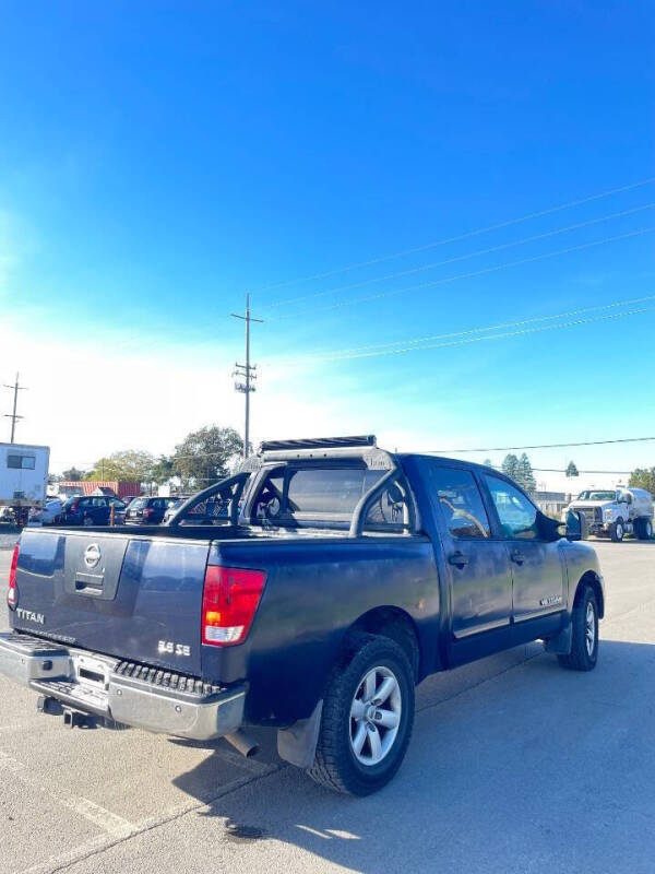 2008 Nissan Titan SE