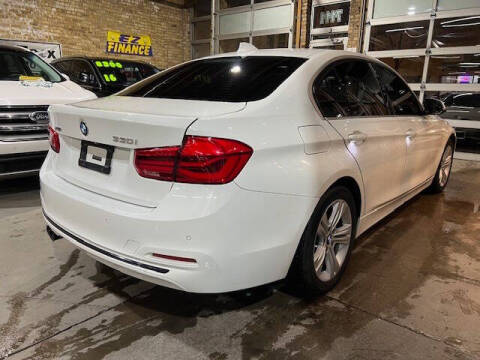 2018 BMW 3 Series 330i xDrive