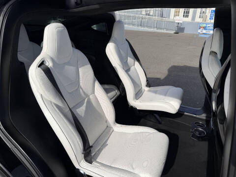 2016 Tesla Model X 90D