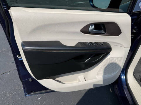 2018 Chrysler Pacifica Touring Plus
