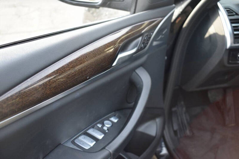 2024 BMW X4 xDrive30i