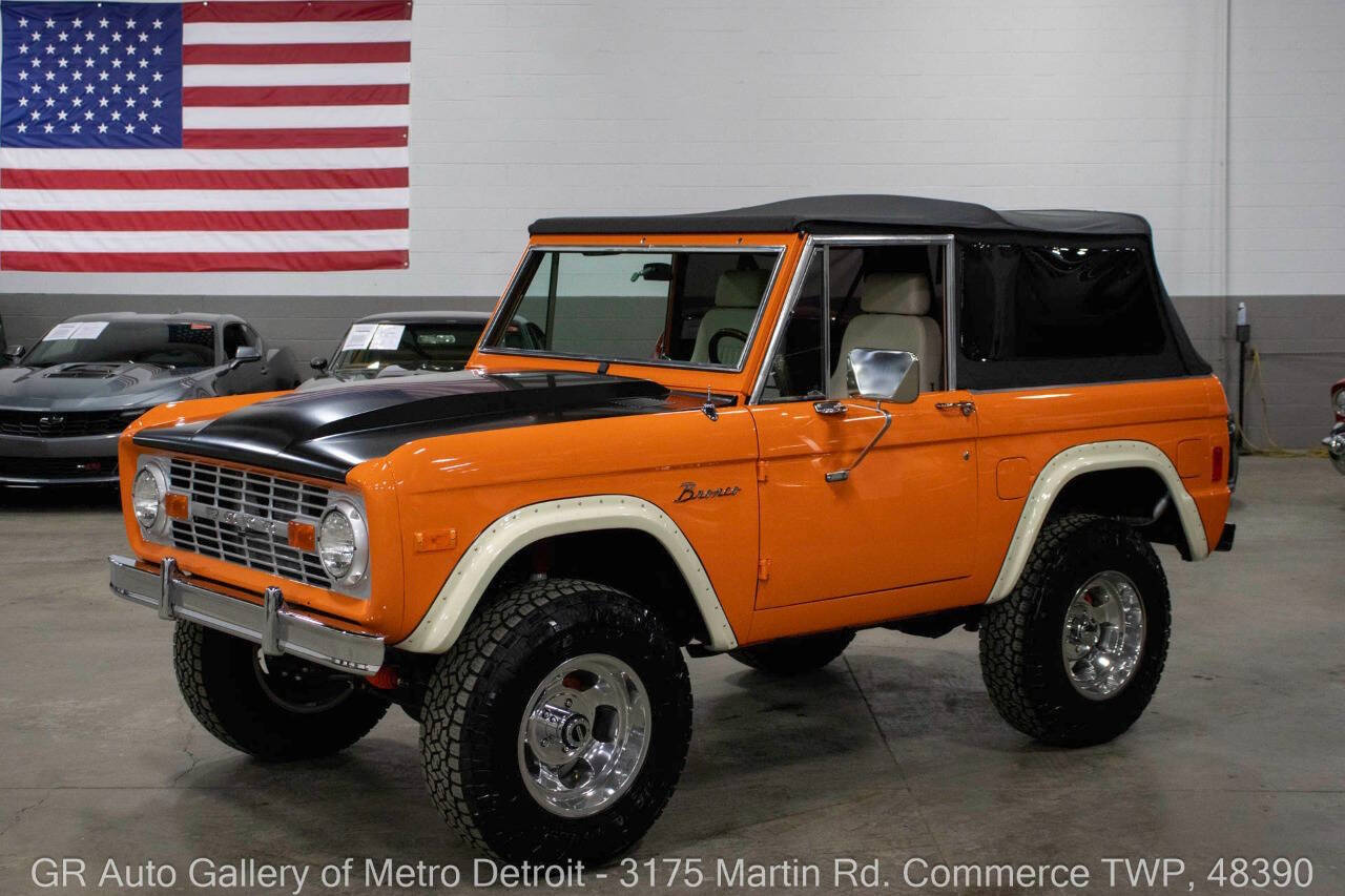 Orange 1977 Ford Bronco 2