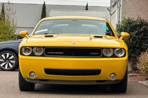 2010 Dodge Challenger SRT8