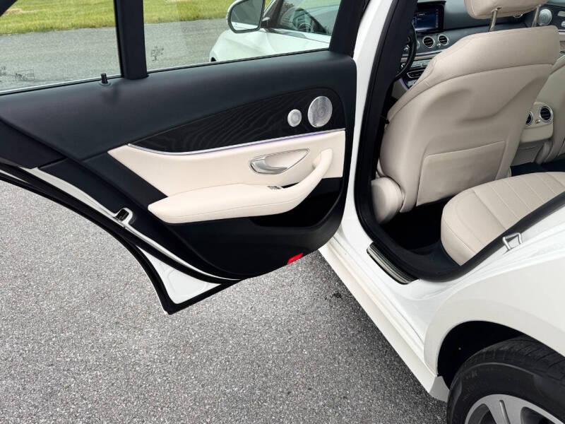 2017 Mercedes-Benz E-Class E 300 4MATIC