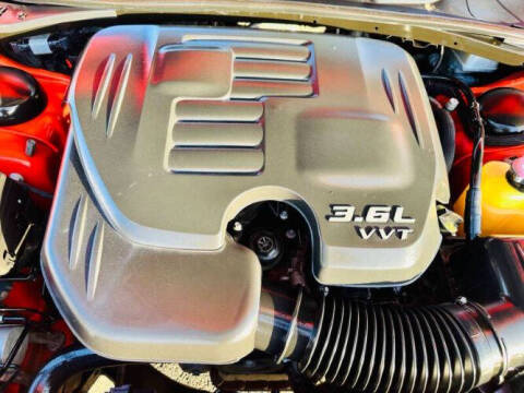 2018 Dodge Challenger SXT Plus