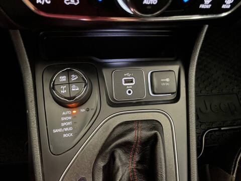 2020 Jeep Cherokee Trailhawk