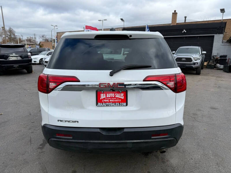 2017 GMC Acadia SLE-1