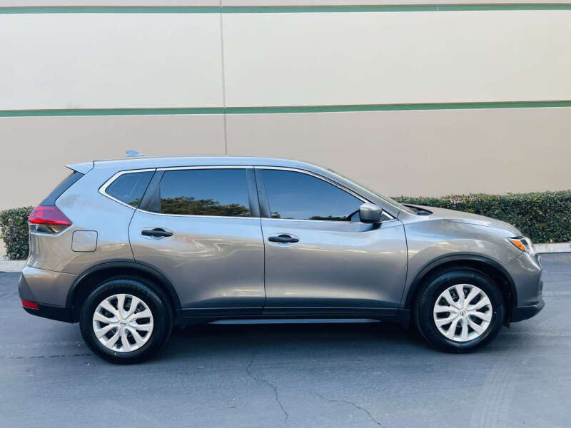 2018 Nissan Rogue S