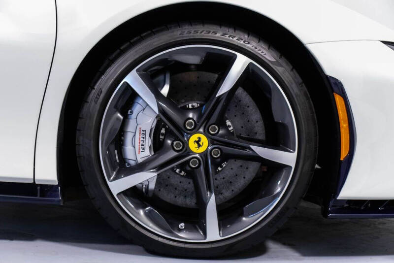 2022 Ferrari SF90 Spider