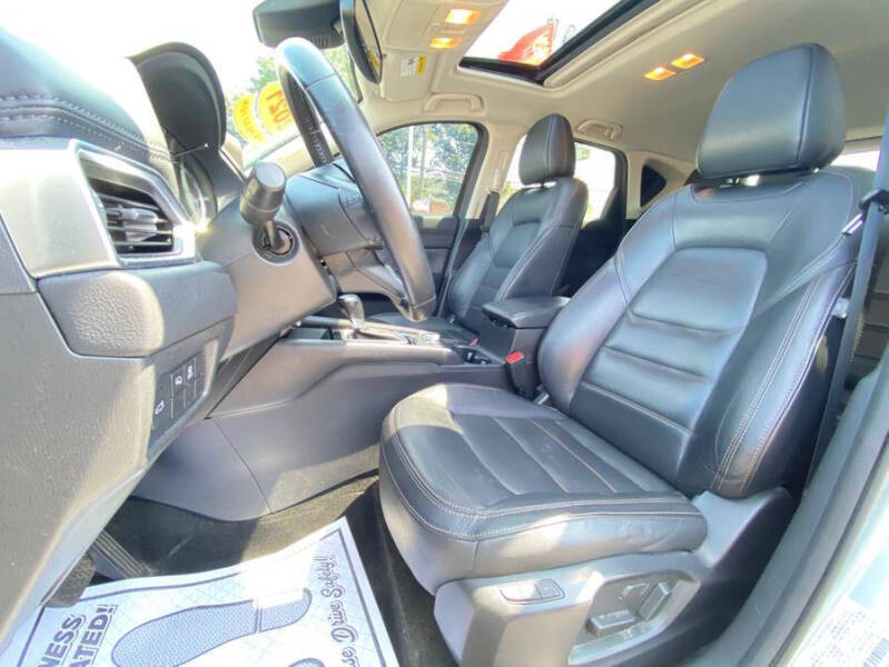 2021 Mazda CX-5 Carbon Edition