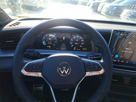 2025 Volkswagen Tiguan SE R-Line Black 4Motion