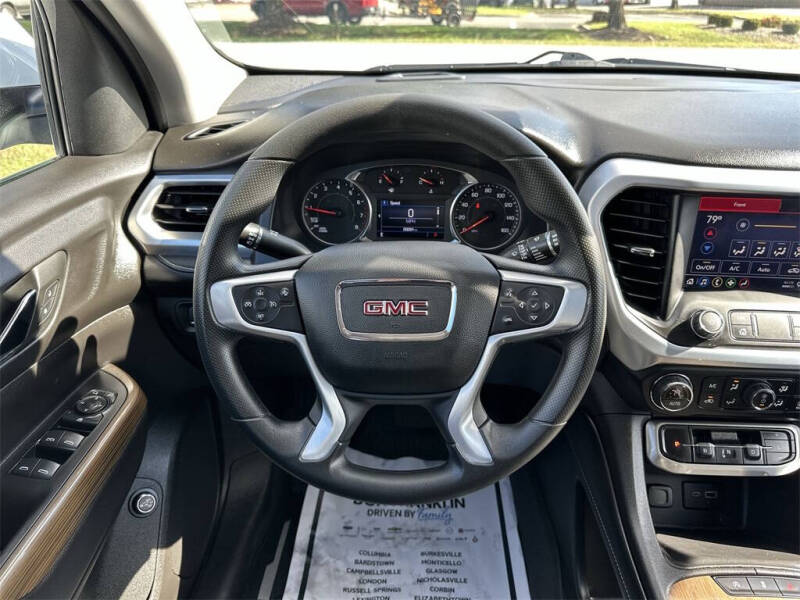 2023 GMC Acadia SLE