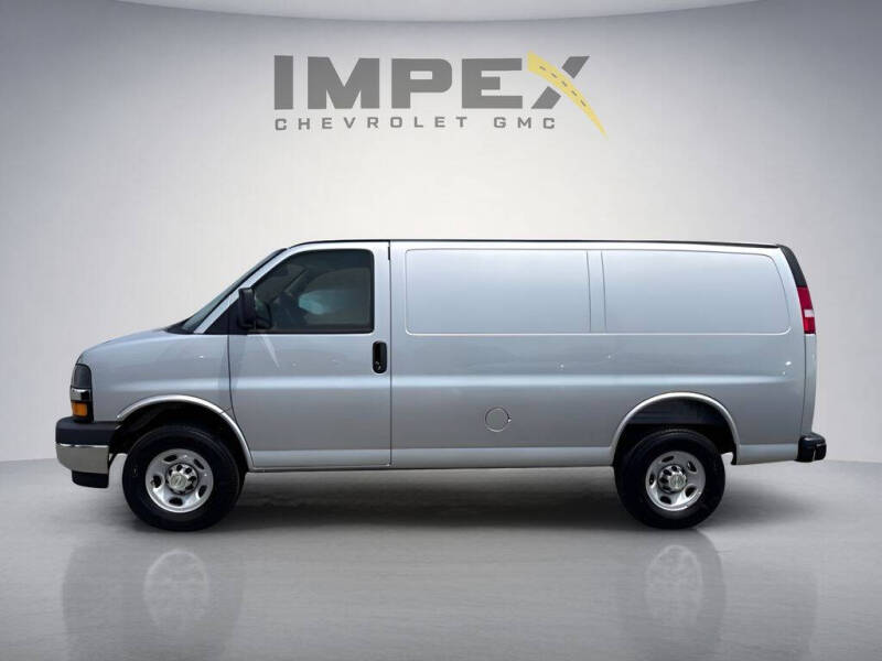 2026 Chevrolet Express 2500