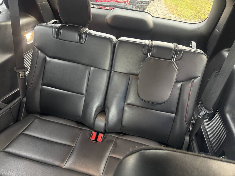 2022 Ford Explorer ST-Line