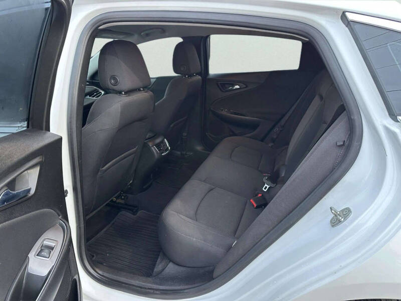 2017 Chevrolet Malibu LT