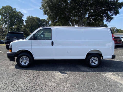 2025 Chevrolet Express 2500
