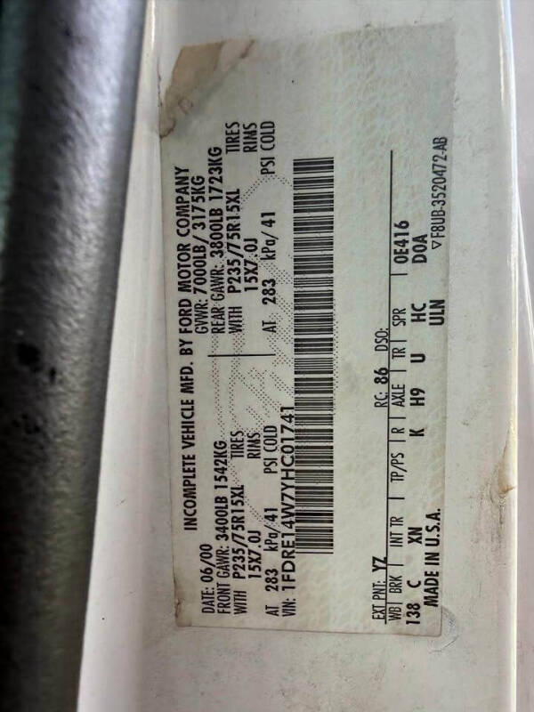 2000 Ford E-Series