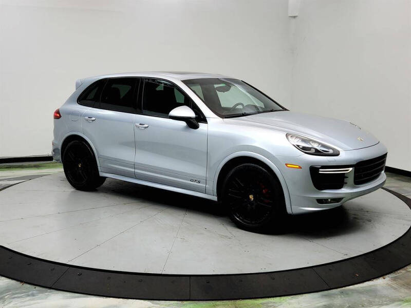 2016 Porsche Cayenne GTS